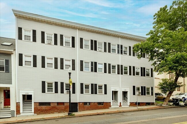 Building Photo - 377 Bunker Hill St