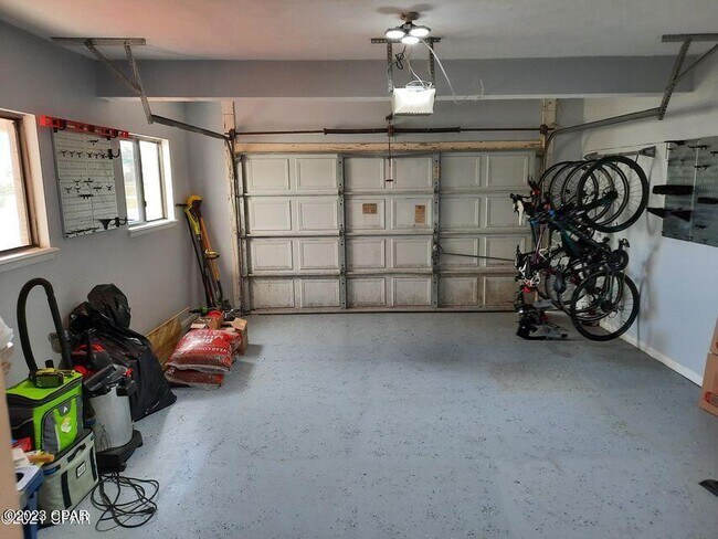 Building Photo - 7517 Yellow Bluff Rd