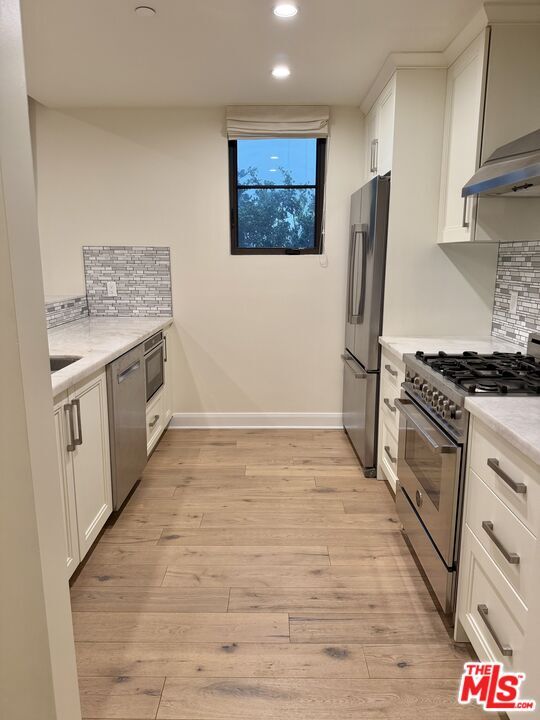 Building Photo - 10647 Ashton Ave