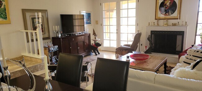 Building Photo - 6125 N 28th Pl