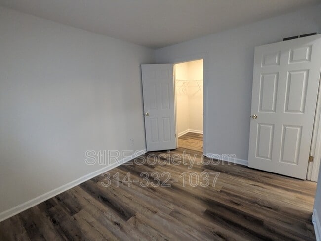 Building Photo - 2725 Allen Ave