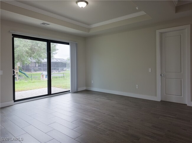 Building Photo - 6144 Higgins Ave