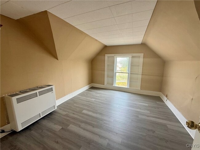 Building Photo - 117 Reylea St