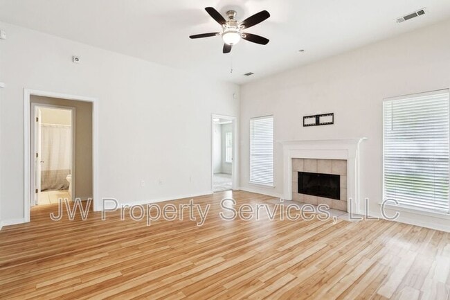 Building Photo - 70252 8th St