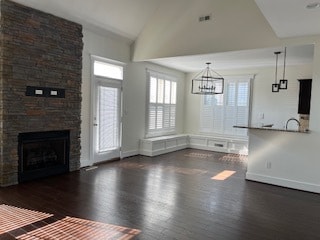 Building Photo - 513 Cornerstone St