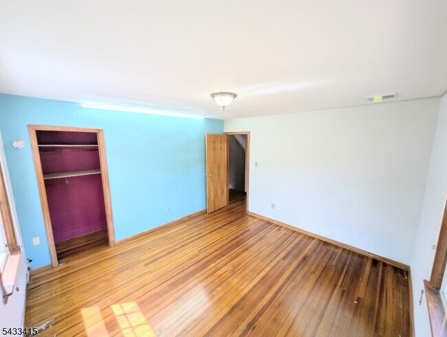 Building Photo - 471 Franklin Ave