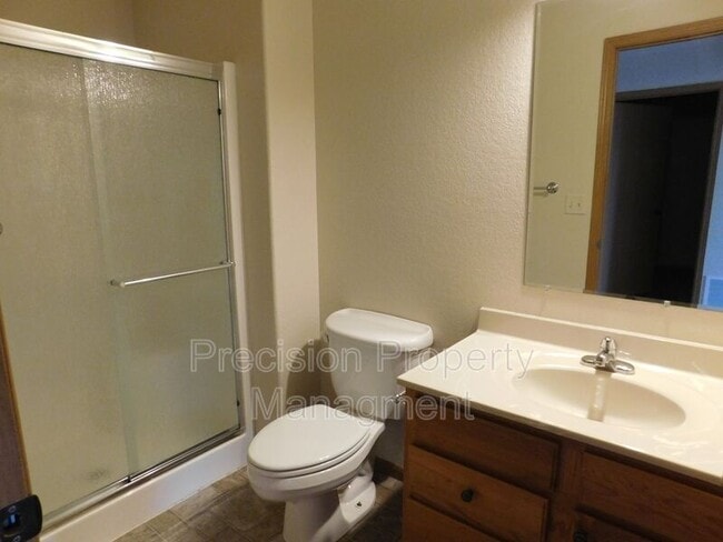 Building Photo - 2444 Merlot