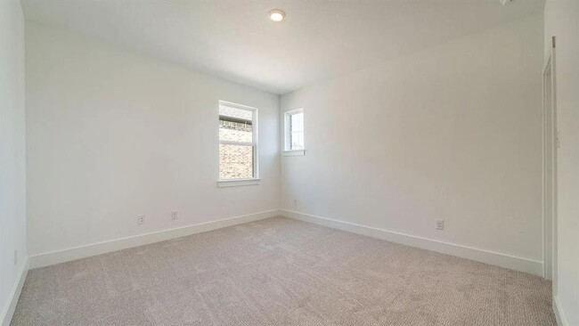 Building Photo - 1412 Mulberry Oak Ln