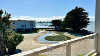 Building Photo - Breathtaking Bay, Lagoon, Marina & Sunset ...