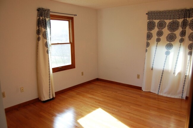 Building Photo - Available for the 2026-2027 leasing term