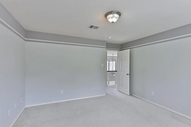 Building Photo - 13002 Misty Bay Ln