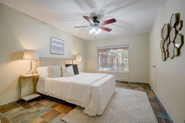 Building Photo - 7801 Shoal Creek Blvd