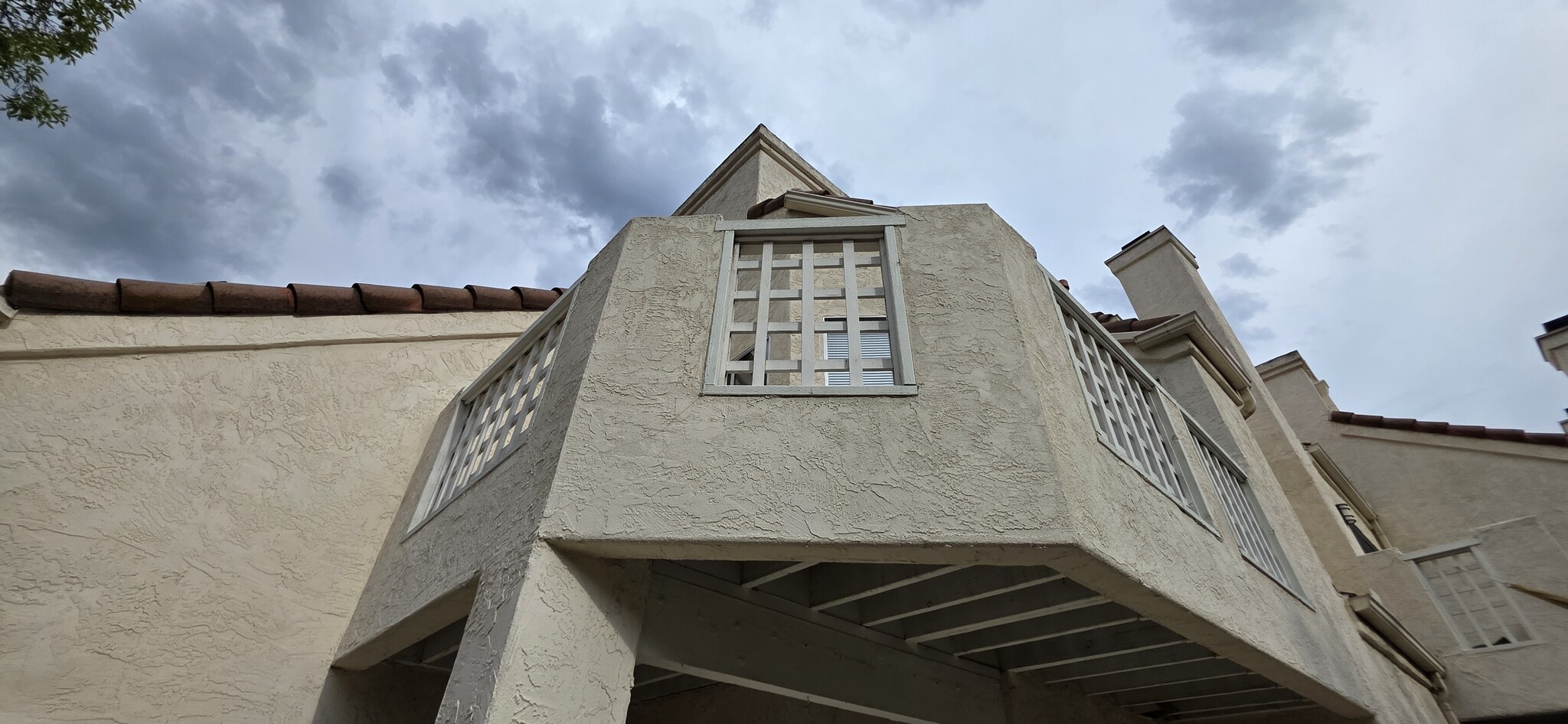 Building Photo - 12022 Calle De Montana