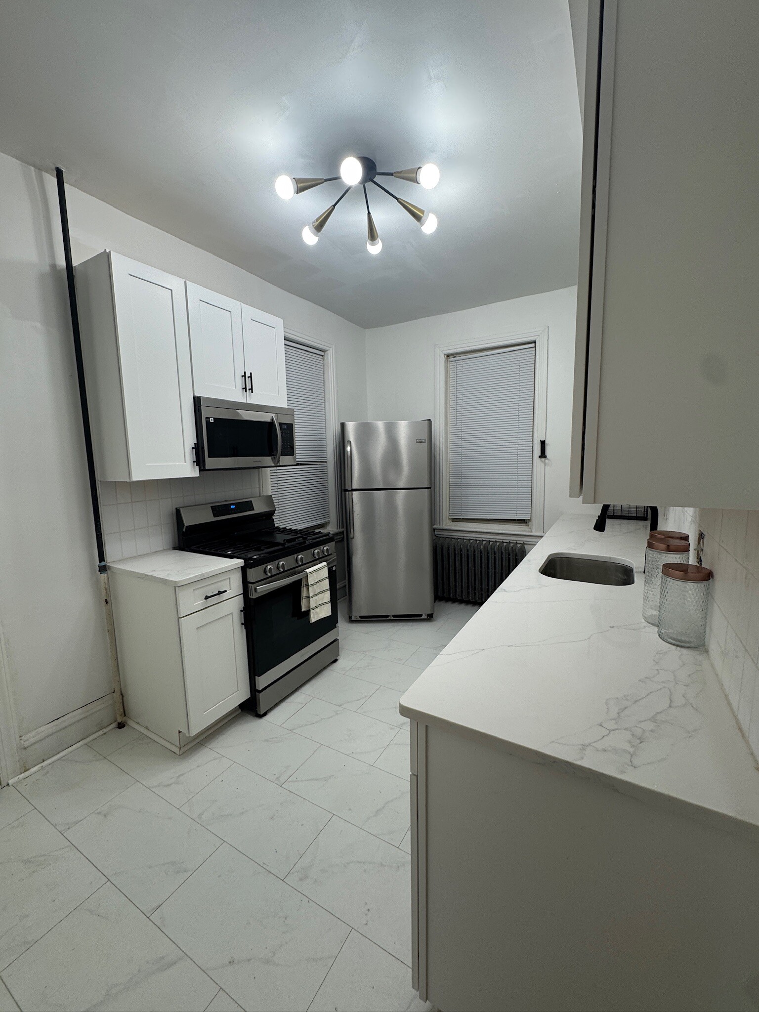 Building Photo - 5409 Walnut St