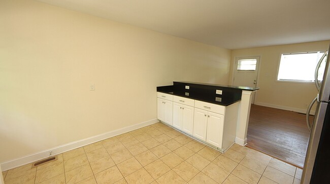 Building Photo - Great home in Chapel Hill!