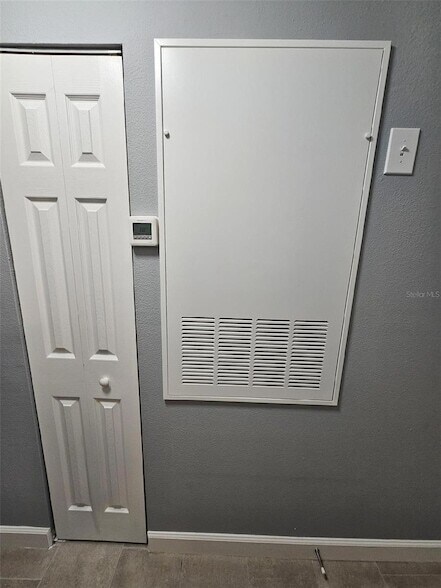 Building Photo - 2533 Grassy Point Dr