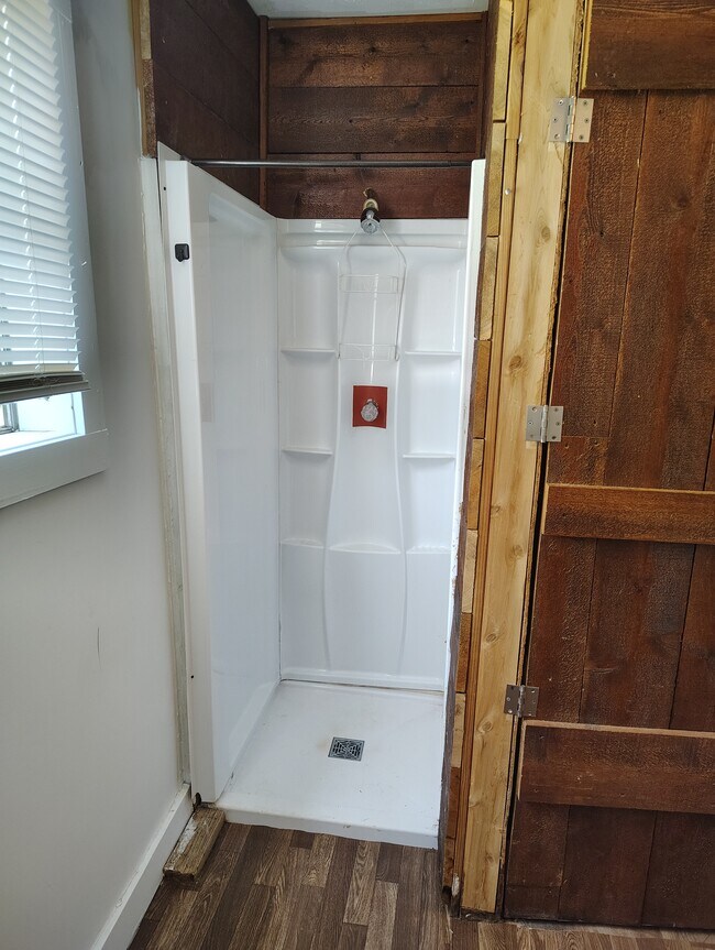 Building Photo - 398 Cook Rd