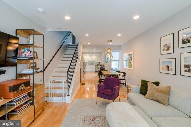 Building Photo - 811 N Bucknell St