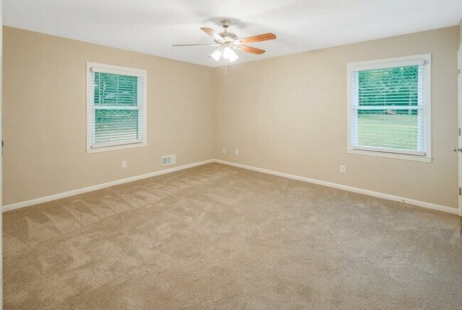 Building Photo - 3917 Amsbury Dr