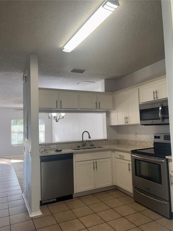 Building Photo - 6308 Bayside Key Dr