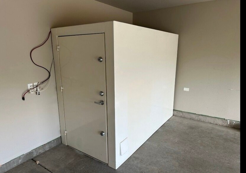 Building Photo - 2604 NW 185th St