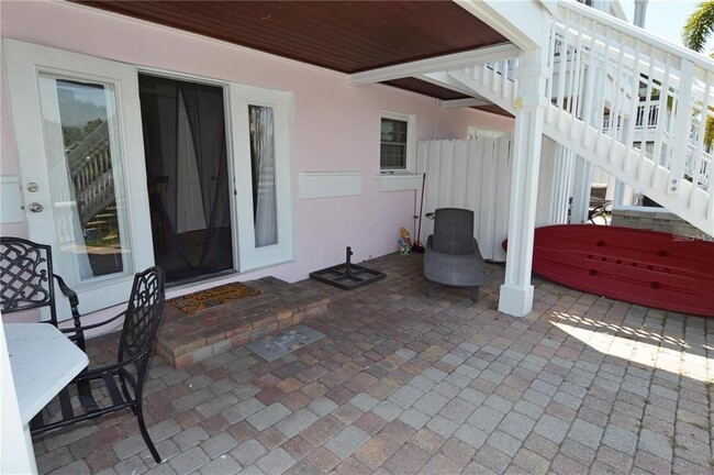 Building Photo - 3873 Pompano Dr SE