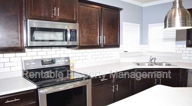 Building Photo - 3136 Rockwell Ln