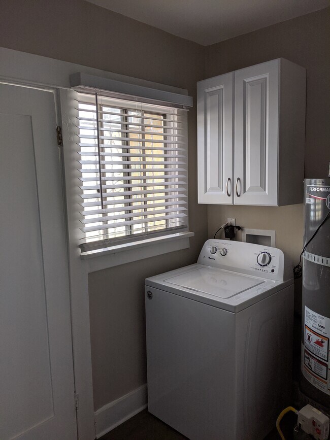 In-unit laundry room - 603 Rosemont Ave