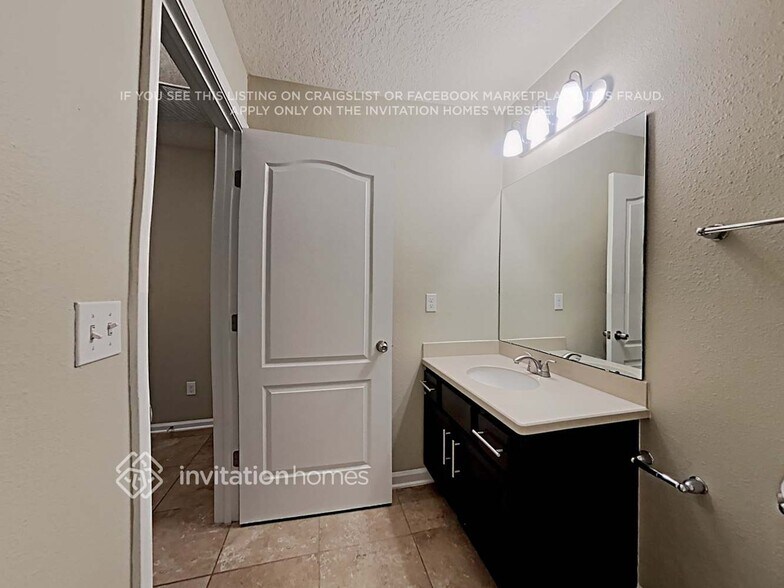 Building Photo - 577 Drysdale Dr