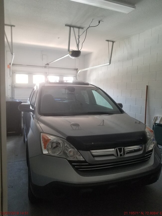 Building Photo - Beautiful 3 bedrooms 2.5 baths townhouse with 1 car garage in Tuscany Place