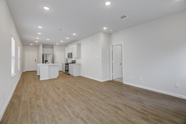 Building Photo - 16517 Opportunity Wy