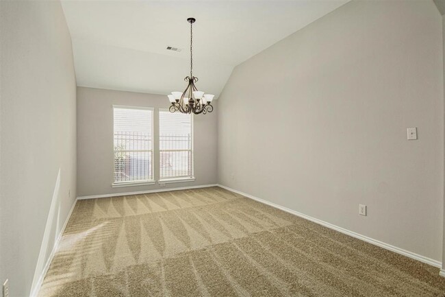 Building Photo - 26007 Waldridge Dr