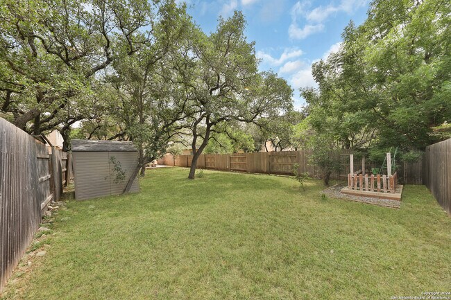 Building Photo - 4707 Shavano Ct