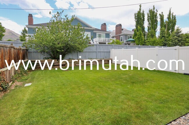 Building Photo - 3671 S 2245 E