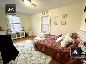 Building Photo - 4 bedroom in Brookline MA 02446