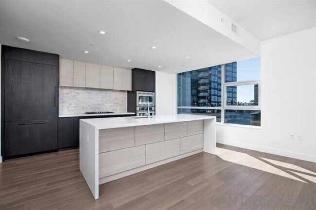 Building Photo - 1388 Kettner Blvd