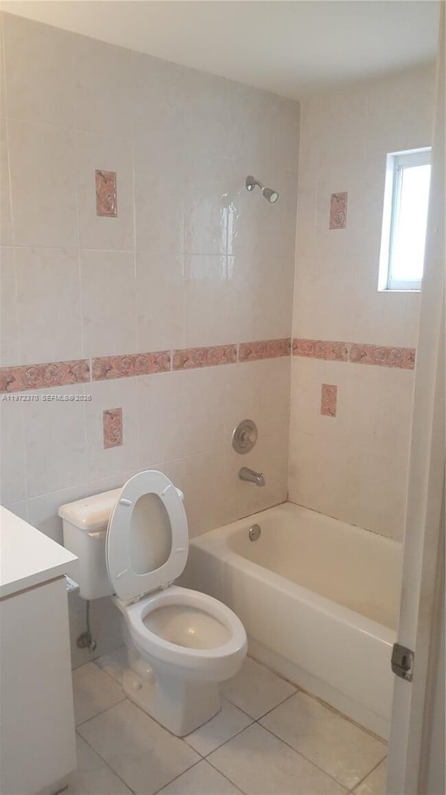 Building Photo - 8755 SW 152nd Ave