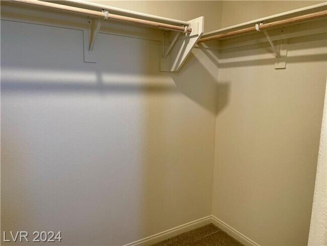 Building Photo - Brand New 4 Bedroom Townhome-Sunrise Manor