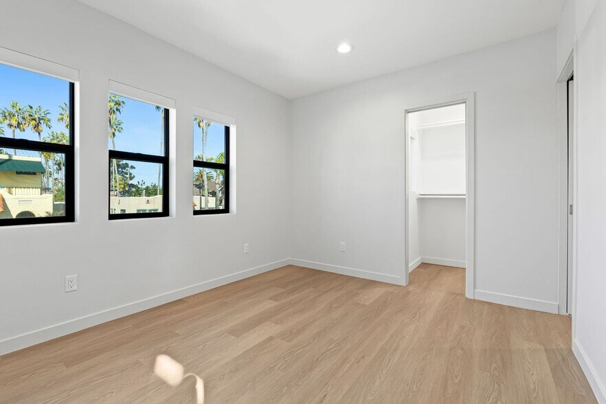 Building Photo - 4787 Panorama Dr