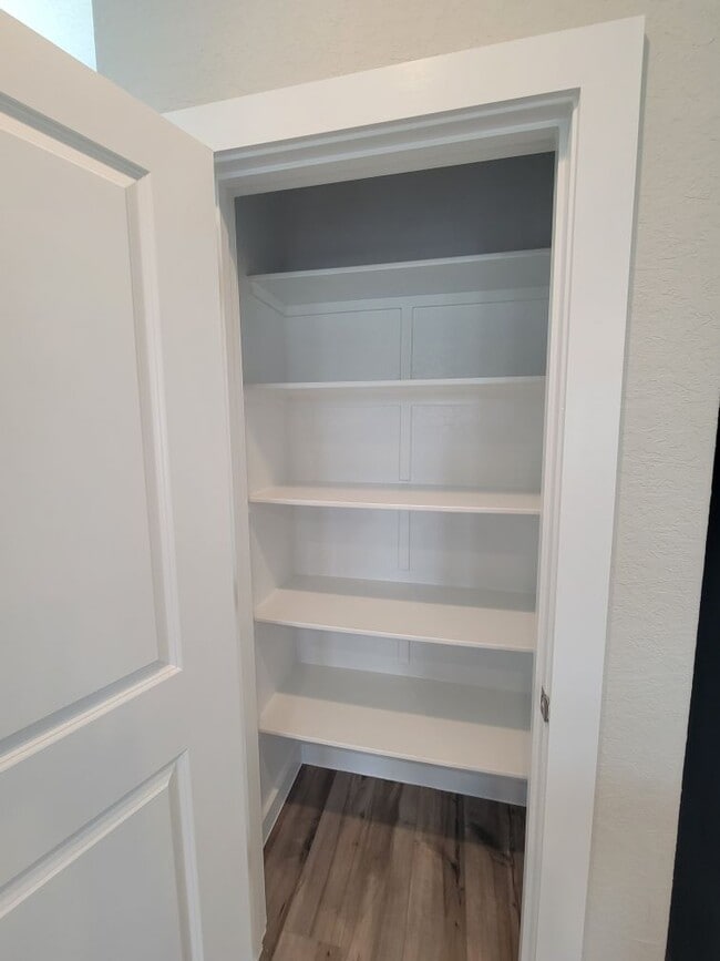 Pantry - 1010 Chulie Dr