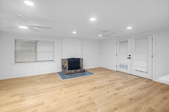 Building Photo - 24 Sophia Dr