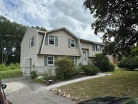 Building Photo - Spacious 3 Bedroom Single Family Rental - ...
