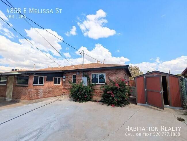 Building Photo - 4858 E Melissa St