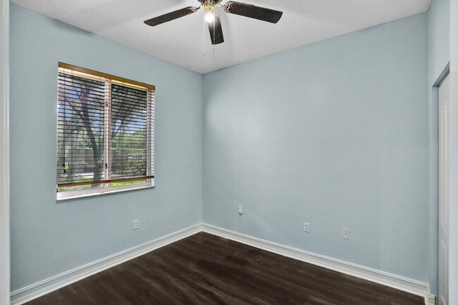 Building Photo - 21403 NW 13th Ct