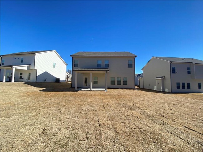 Building Photo - 4570 Silver Oak Dr