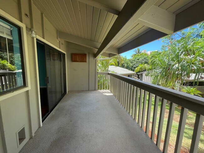 Building Photo - Pohailani 2 Bedroom