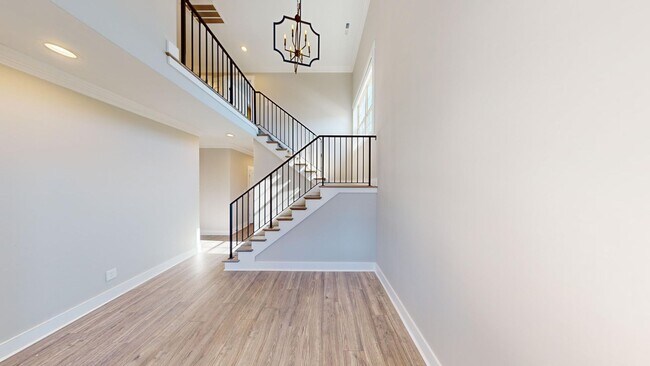 Building Photo - 1061 Veridian Dr