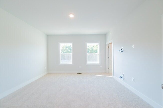Building Photo - 9935 Golden Trout Ln