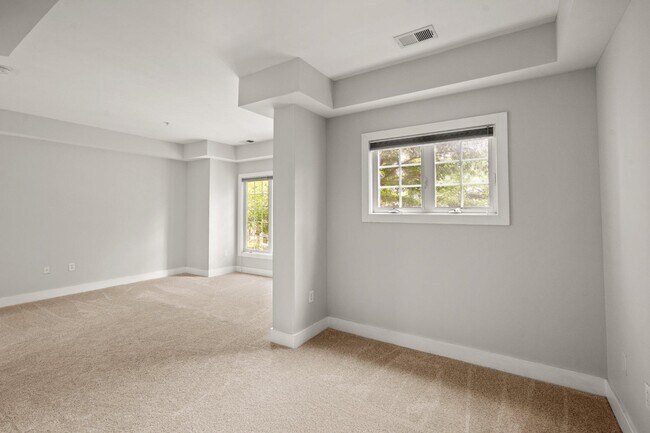 Building Photo - 9625 Milestone Way