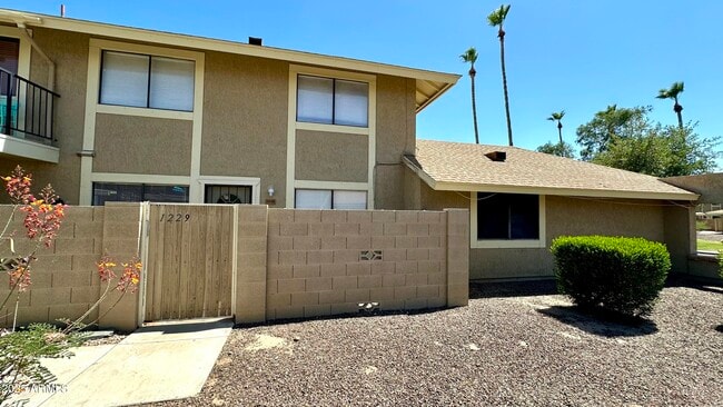 Primary Photo - 1229 N 84th Pl